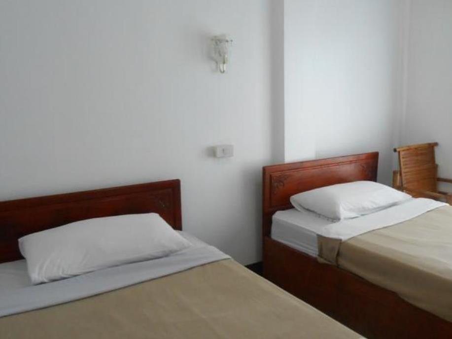 Chanthasom Guesthouse Ban Nongdouang エクステリア 写真