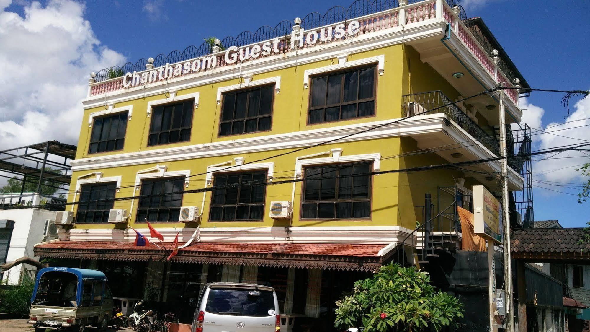 Chanthasom Guesthouse Ban Nongdouang エクステリア 写真